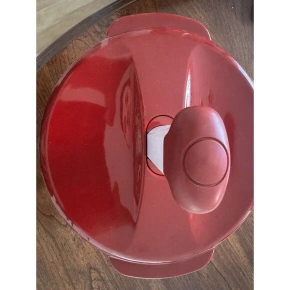 KitchenAid Salad & Fruit Spinner With 3 Dividers & Cap For Storage - Red 6.5 Qt - Picture 3 of 6